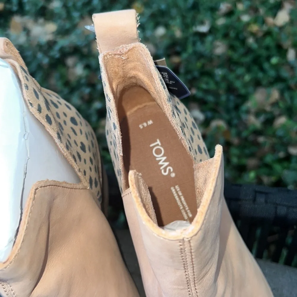 NEW TOMS Everly Women's Tan Cream Leopard Print Side Cut Slip On Ankle Boots
